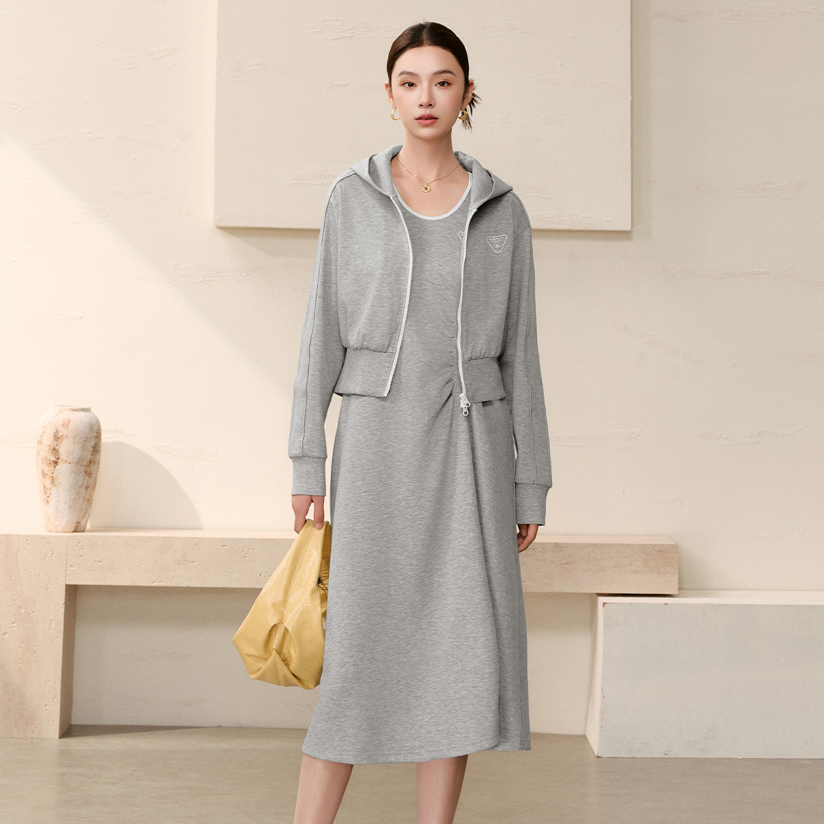 【粉丝专属】曼德诗纯色时尚套装M537308541