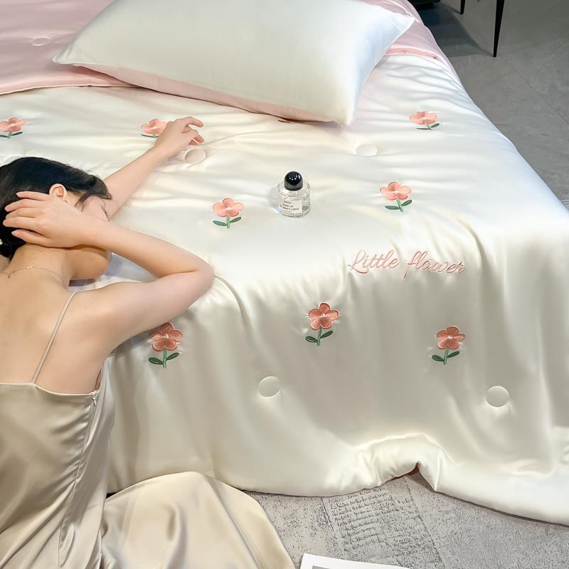 夏凉被空调被薄被子夏季空调被薄款被芯夏凉被四件套冰丝夏凉被