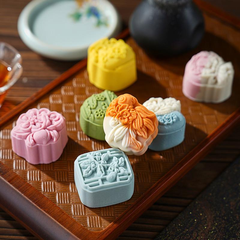 正宗25年新款24节气小月饼高端礼盒装中式糕点茶点中秋送礼颜值天