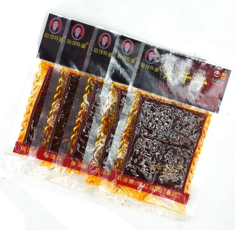 新日期哈仔外婆臭干子辣片10g*20包湖南特产牛板筋麻辣面筋素食零