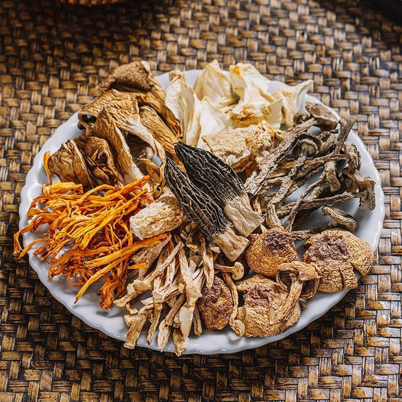 商用菌汤包七彩菌菇汤料包干 干货野生松茸煲汤食材羊肚菌炖鸡旗