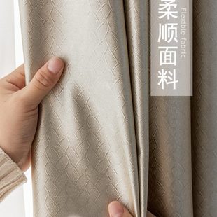 防晒2020电隔热年简约现代加厚全遮光卧室压花流行雕窗帘纯色新款