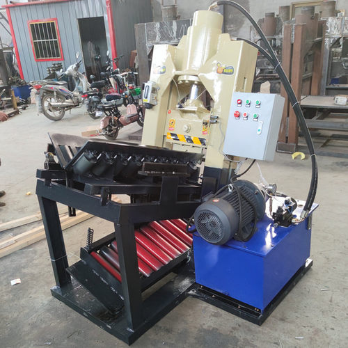 劈石机坚硬岩石劈石机 马蹄石自然面斩石机河北通泰石材机械厂