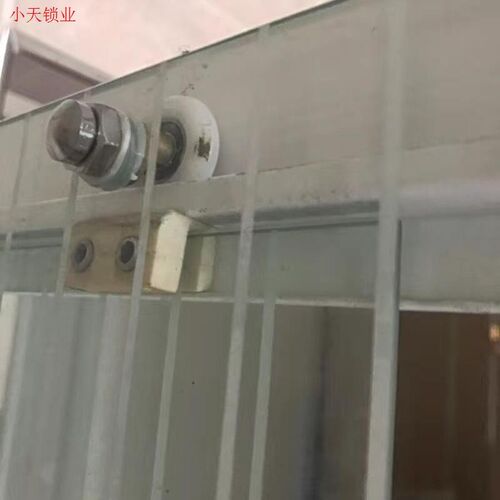 淋浴房移门滑轮老式滑轮圆弧形浴室玻璃轨道轮子滚轮配件全套.