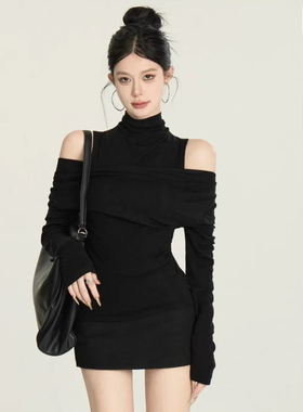 cchun纯子  韩系气质假两件露肩长袖T恤女秋冬修身纯欲上衣