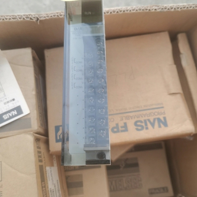 议价NAis控制器plc，数字量16点输出模块，全新带可