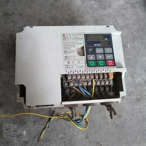 变频器VF-8Z系列7.5KW/380V功能正常BFV8议价