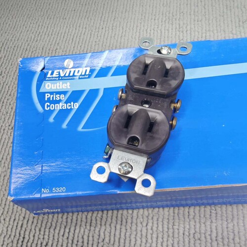 议价 leviton立维腾 5320 美标插座 入门级产品，