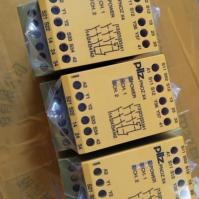 PILZ皮尔兹安全继电器，PNOZ X4774730，(议价）