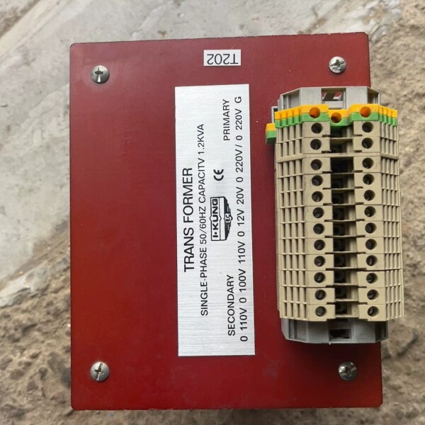 英国隔离牛1.2kva，新，议价--议价商品