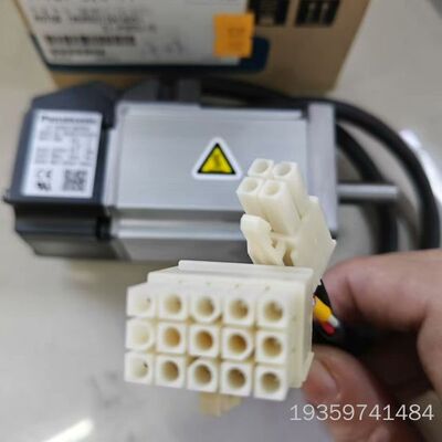 伺服电机，型号MUMS012A1A0S，！议价