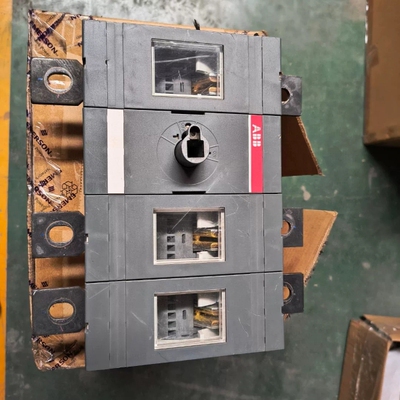 议价ABB OT800E12 隔离开关 3P800A维修