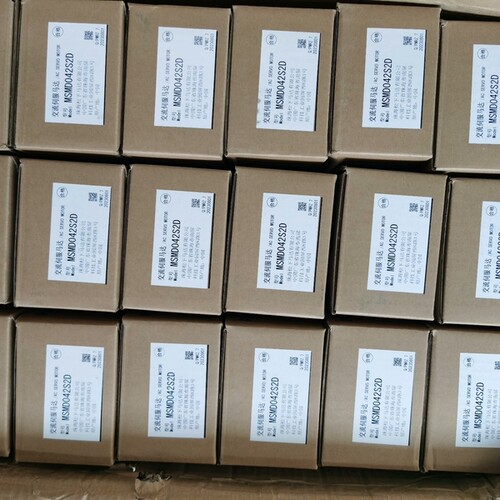 400W瓦新电机，MSMD042S2D，低惯量带值刹议价