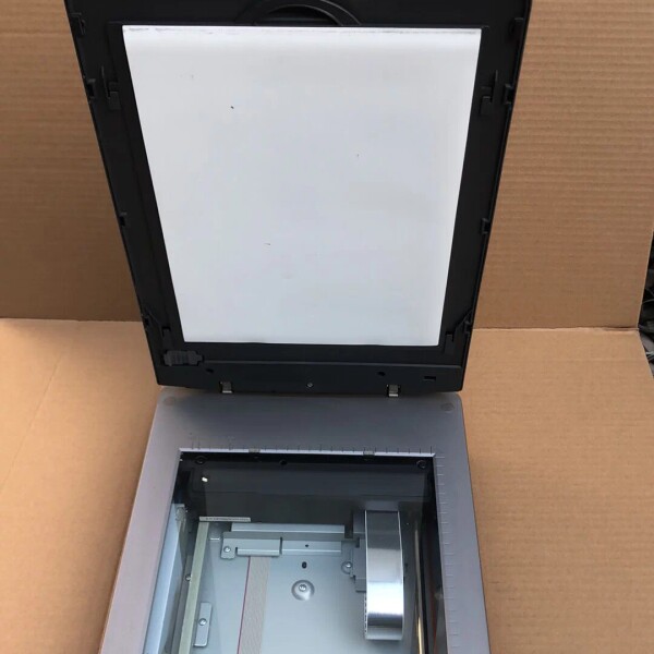 爱普生4990 PHOTO底片扫描仪 双镜头扫描仪，没