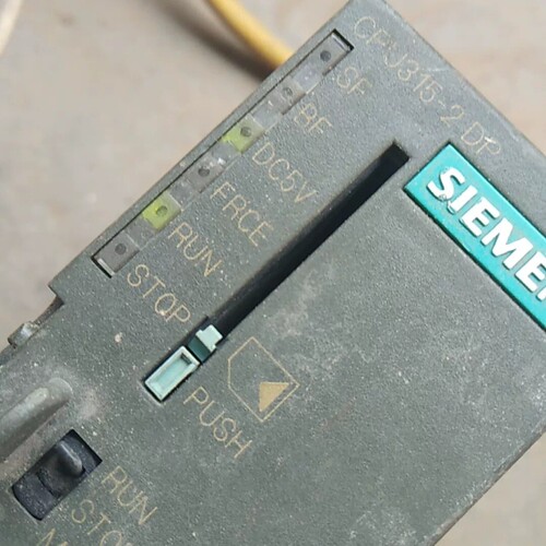 cpu315-2dp出售，通电运行正常，外壳了，缺议价