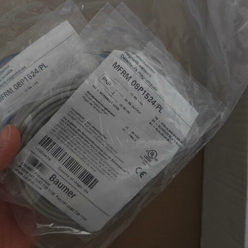 Baumer堡盟MFRM 08P1524/PL磁式接近开关1议价