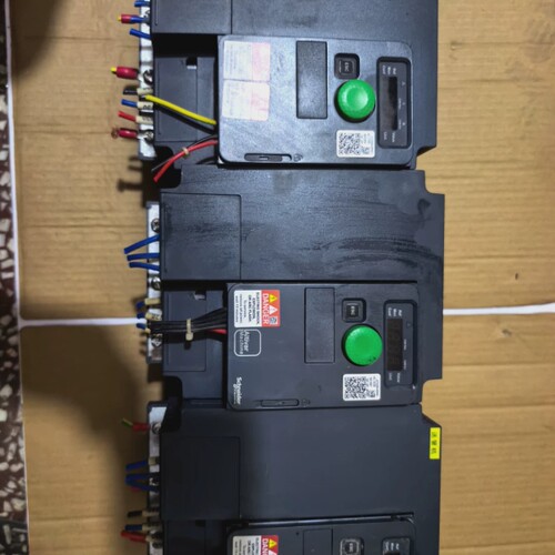 议价变频器ATV320U40N4C拆机3台，成色如图实拍，