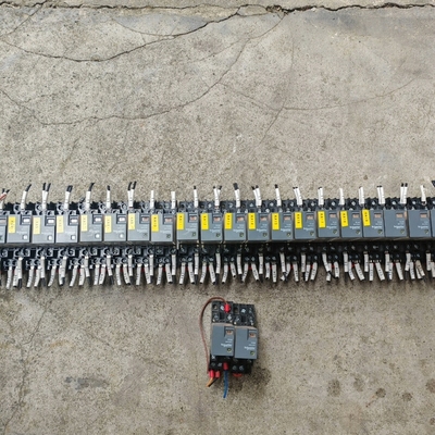 议价继电器：RXM2LB2BD：