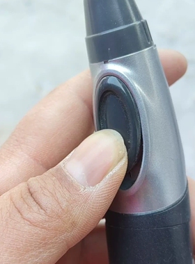 议价er417 鼻毛器 实拍图 功能正常 成色很好 一节五号