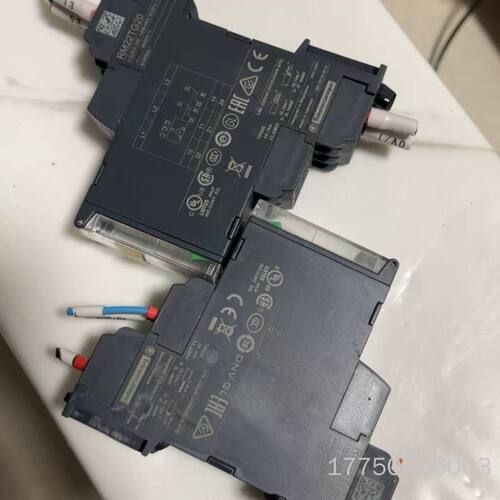 RM22TG20 相序控制器2只