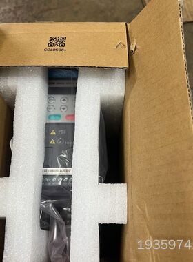 汇川MD200E变频器2.2KW，220V，MD200E议价