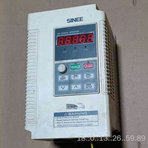 议价正弦变频器EM303B-2R2G/3R0P-3B 2.2KW