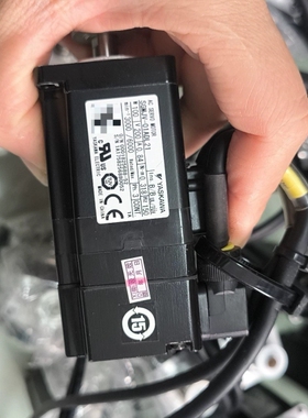 议价安川100W伺服电机SGMJV-01ADL21