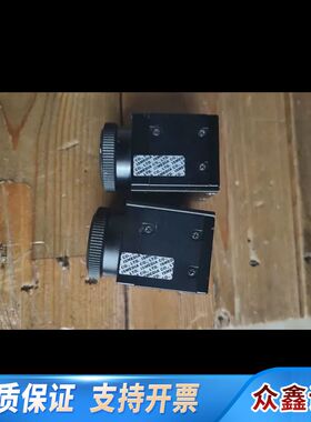 isMedia C5R-09A60相机轻微使用痕迹。