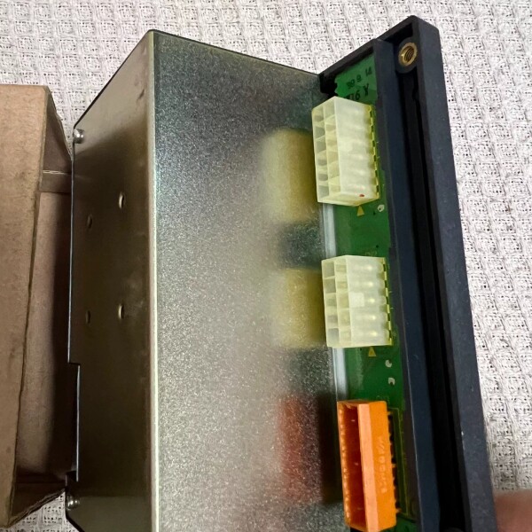 非标价JRCS SCU-LN1 鍚姩鎺у埗鍣� 鍏ㄦ柊鍘熻鐜拌揣议价