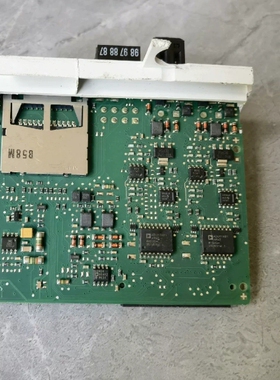 E+H   通用型多参数变送器 BASE-L  711006