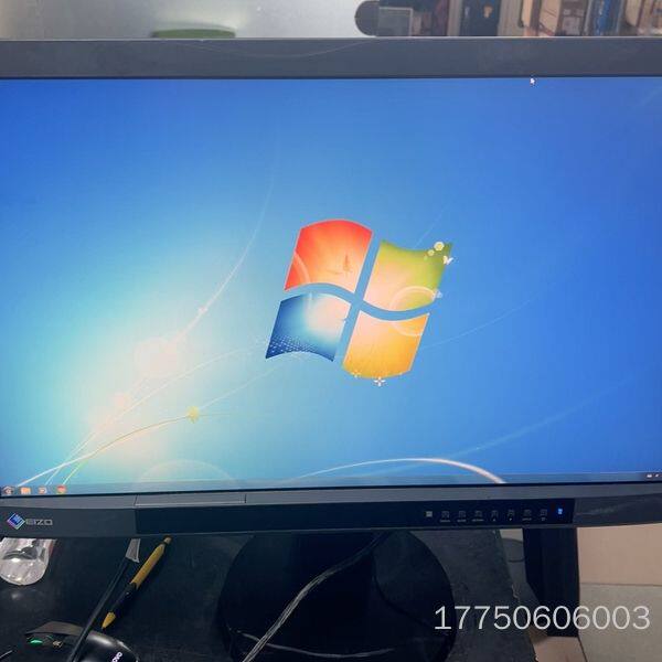 EIZO  CG277 显示器屏幕有划痕介意勿拍，不介意也不