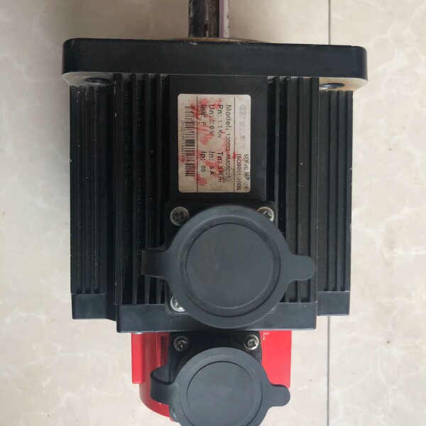欧凯伺服电机  实图拍摄 详情其它配件