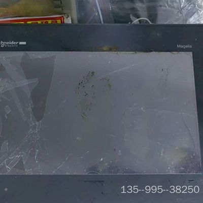 触摸屏一张，型号：HMIGXO5502，通电显示，详谈