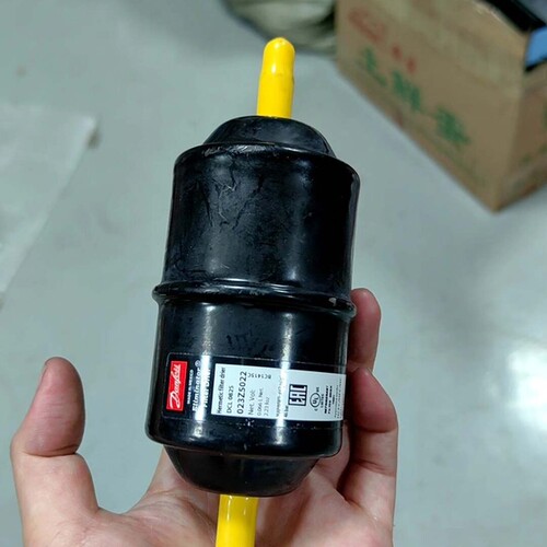 丹佛干燥器 DCL 085  023Z5022，实物拍摄