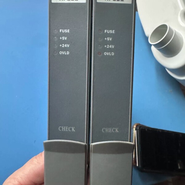 议价浙大中控XP221电源卡，成色如图，功能完好。有多台，每个卡