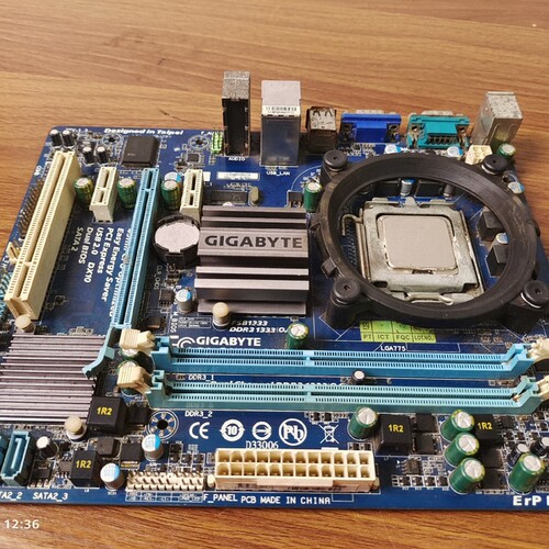 议价出售：技嘉主板GA-G41MT-S2P 加CPU E3400