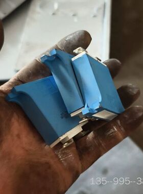 CNR 25D625E压敏电阻，，蓝色，详谈