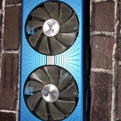 蓝宝石rx580 8g极光特别版rx588，19年入，自己【议】