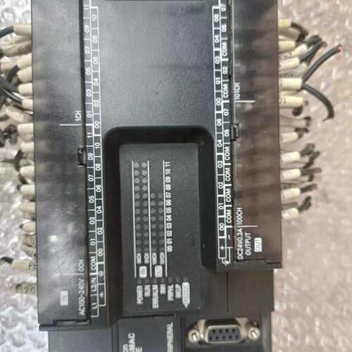 LPC,，CP1E-N40SDR-A外观如图，议价