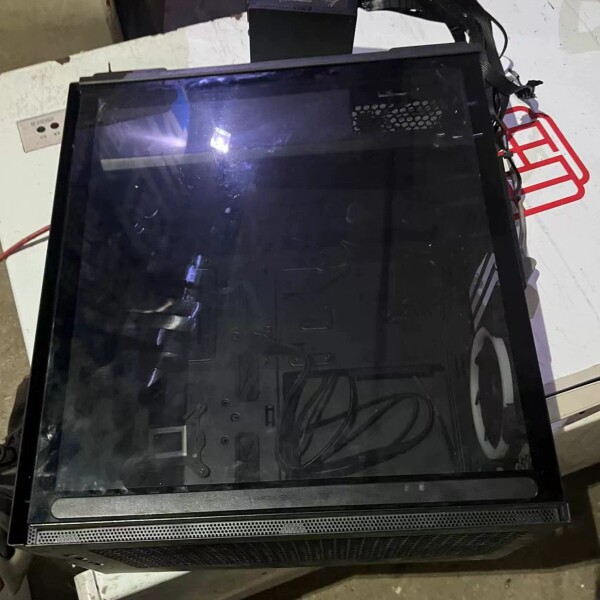 豪华侧透钢化玻璃大机箱+九州风神DQ750ST 750W非模