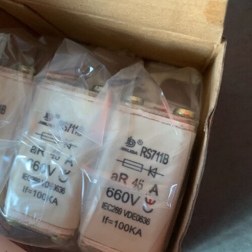 议价全新熔断器 RS711B 45A 660V