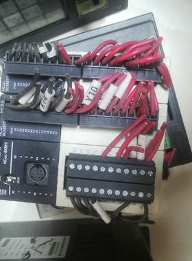 议价禾川PLC控制器，HCA2C-8X8YT-D，主机一台。HC维修