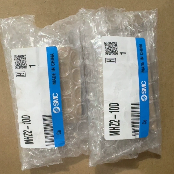 气缸MHZ2-10D 共2个 560
