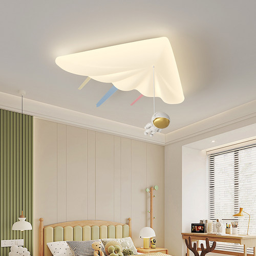 奶油风儿童房吸顶灯男孩女孩房灯