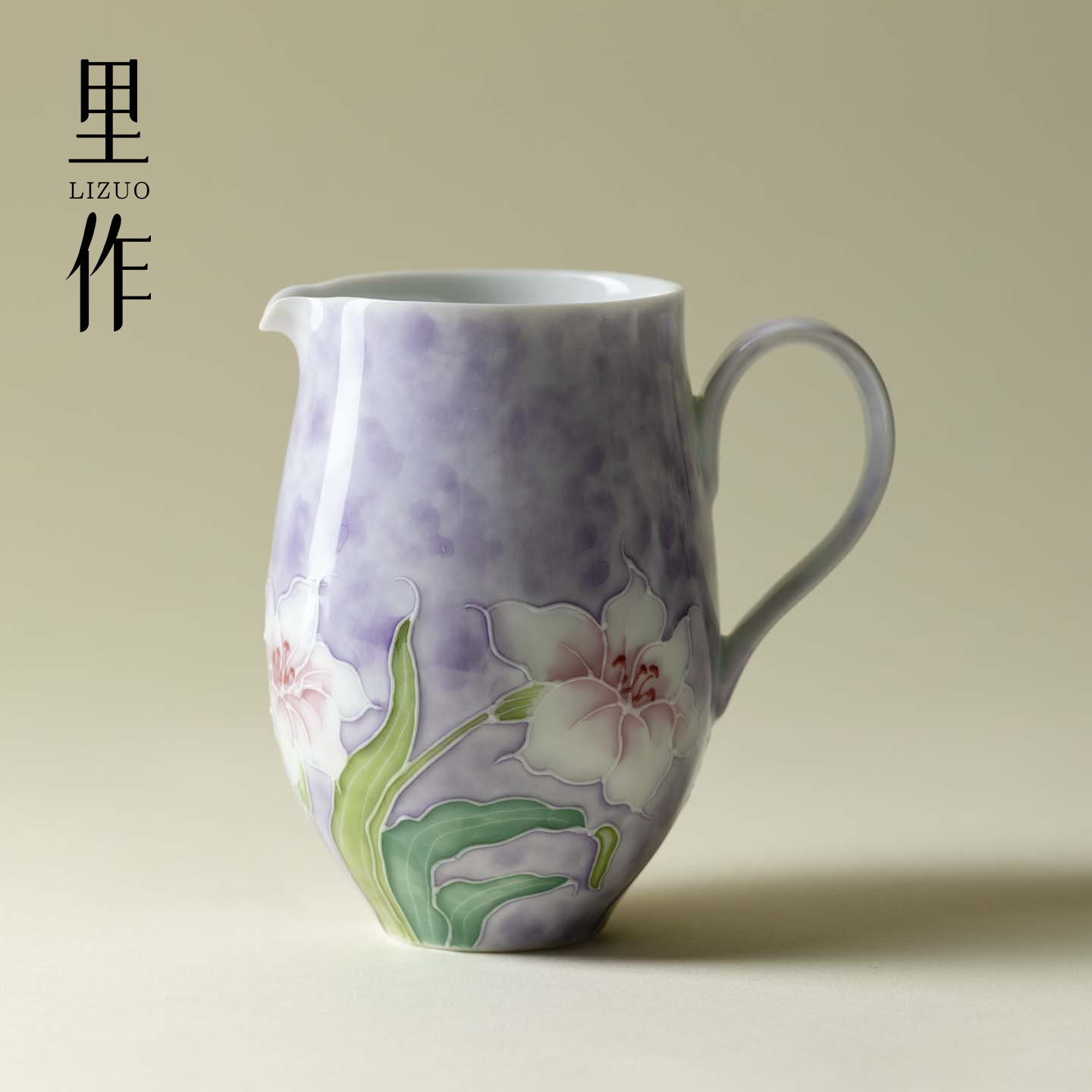 里作 有田烧手绘百合花公道杯高端陶瓷高颜值茶海女士专用分茶器图片