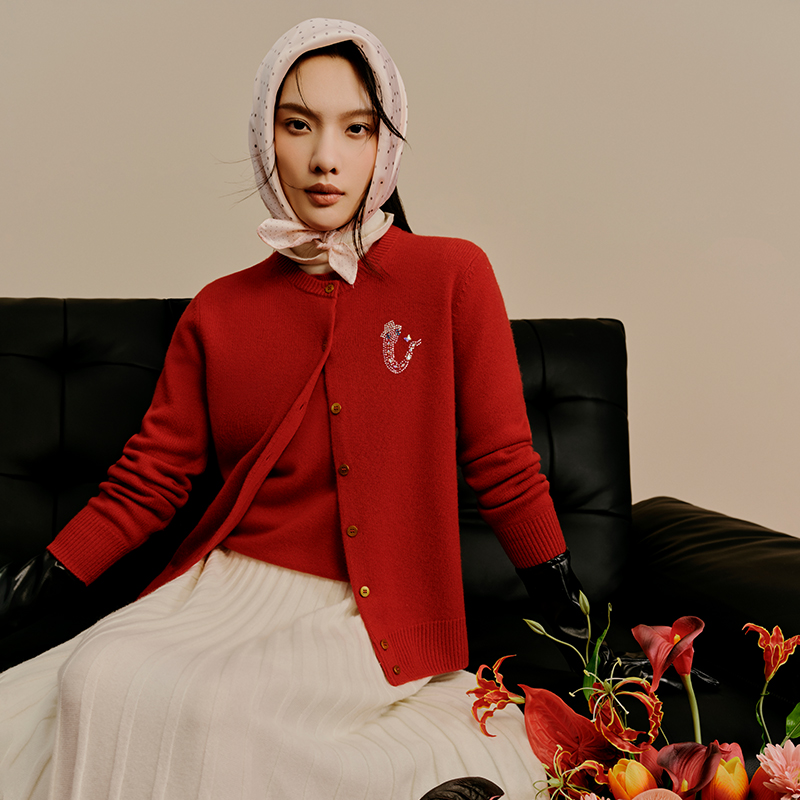 东黎纯羊绒烫钻小蛇开衫外套