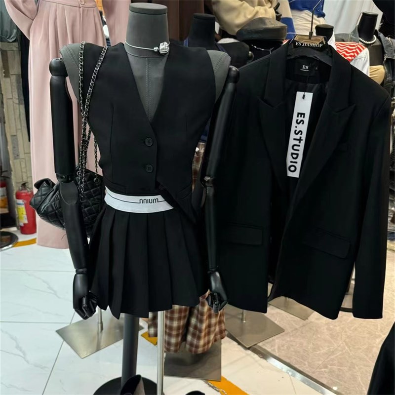 高级感休闲西装外套套装裙 秋季小个子A字半身裙马甲百褶裙三件套