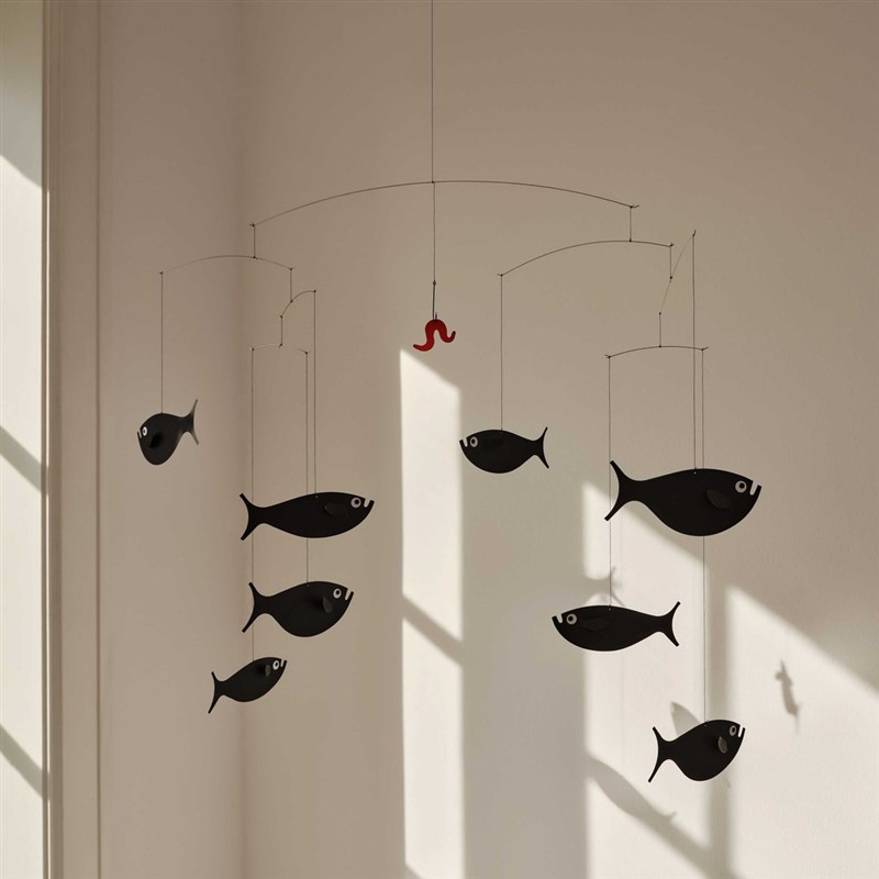 小鱼吃虫虫儿童房装饰动态平衡空中吊饰新生儿黑白卡视觉追视床铃