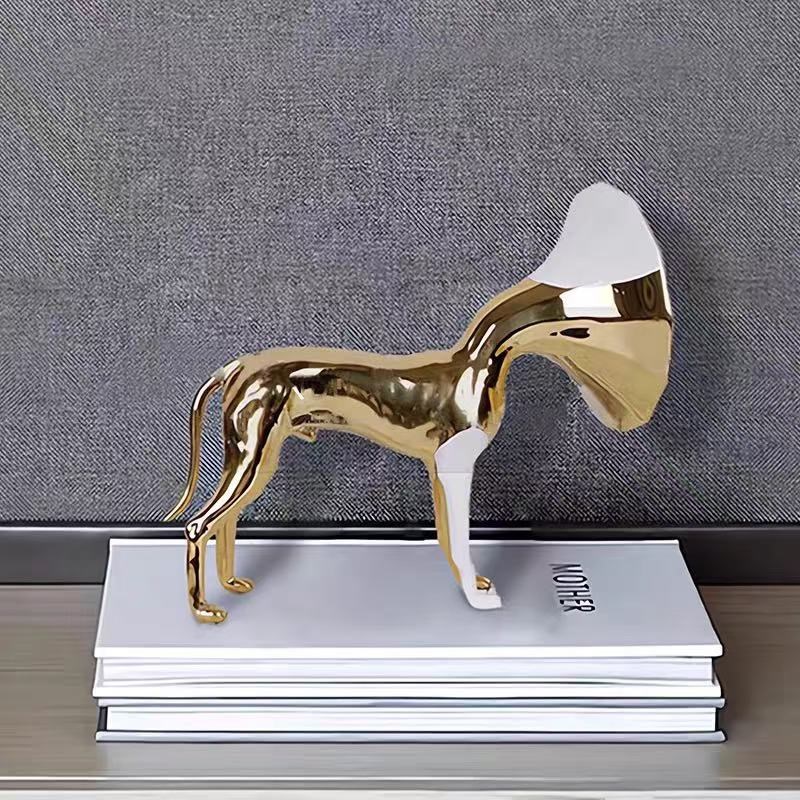 现代轻奢样板间书房电视柜喇叭狗奏乐人花器搭配组合装饰创意摆件