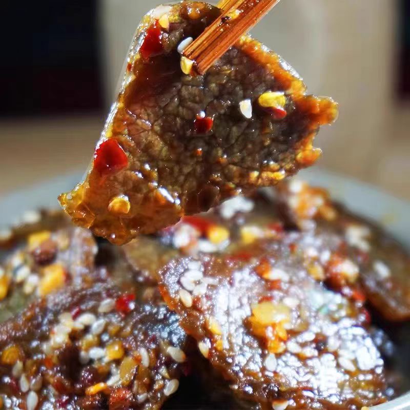 香辣黃牛肉干 0添加 純手工直播現(xiàn)做低卡高蛋白零食 直播特惠專拍